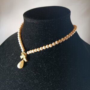 Vintage Richelieu Costume Pearl Pendant Choker Faux Pearl Gold Tone